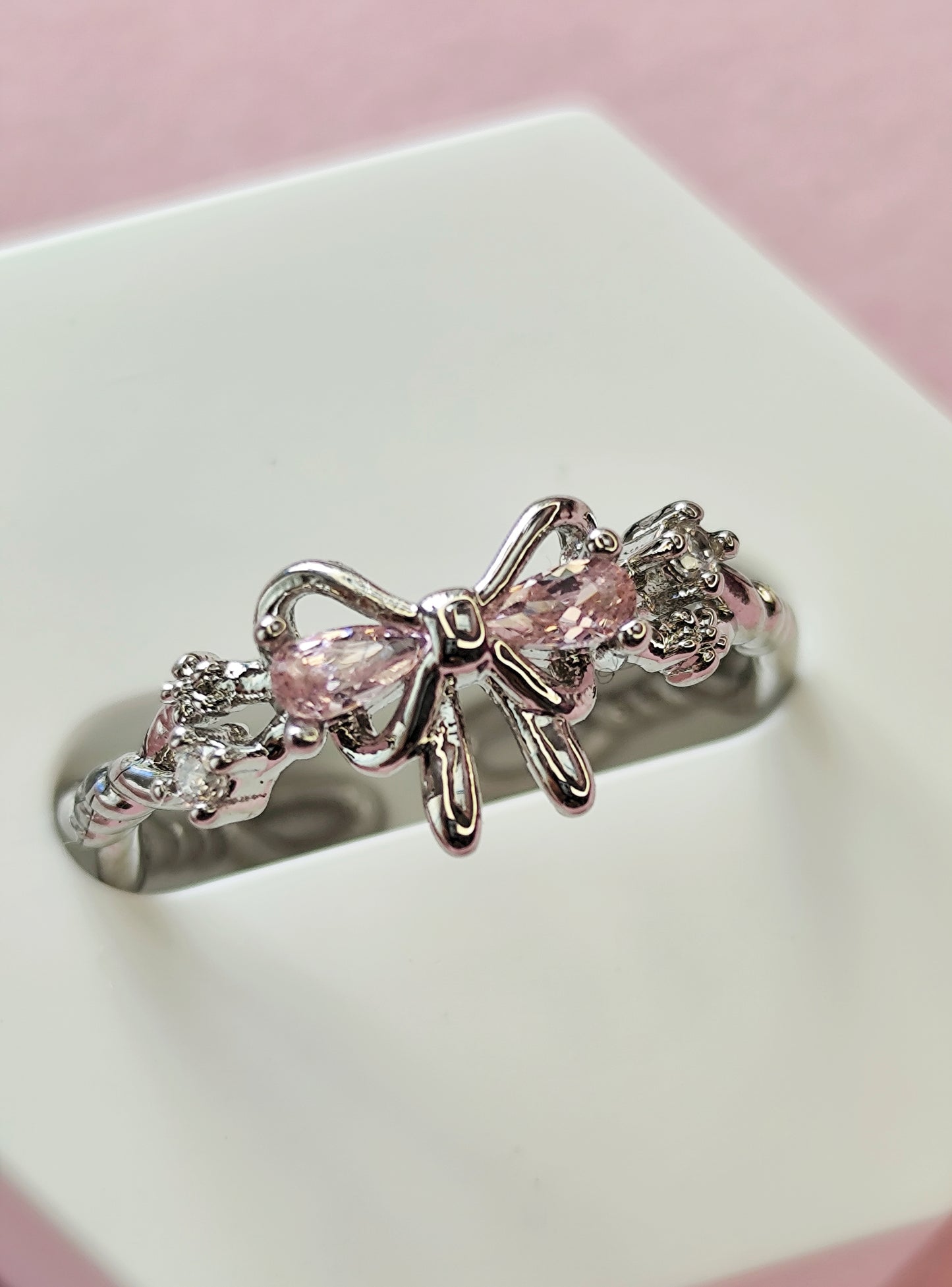 Anillo Coquette Moño