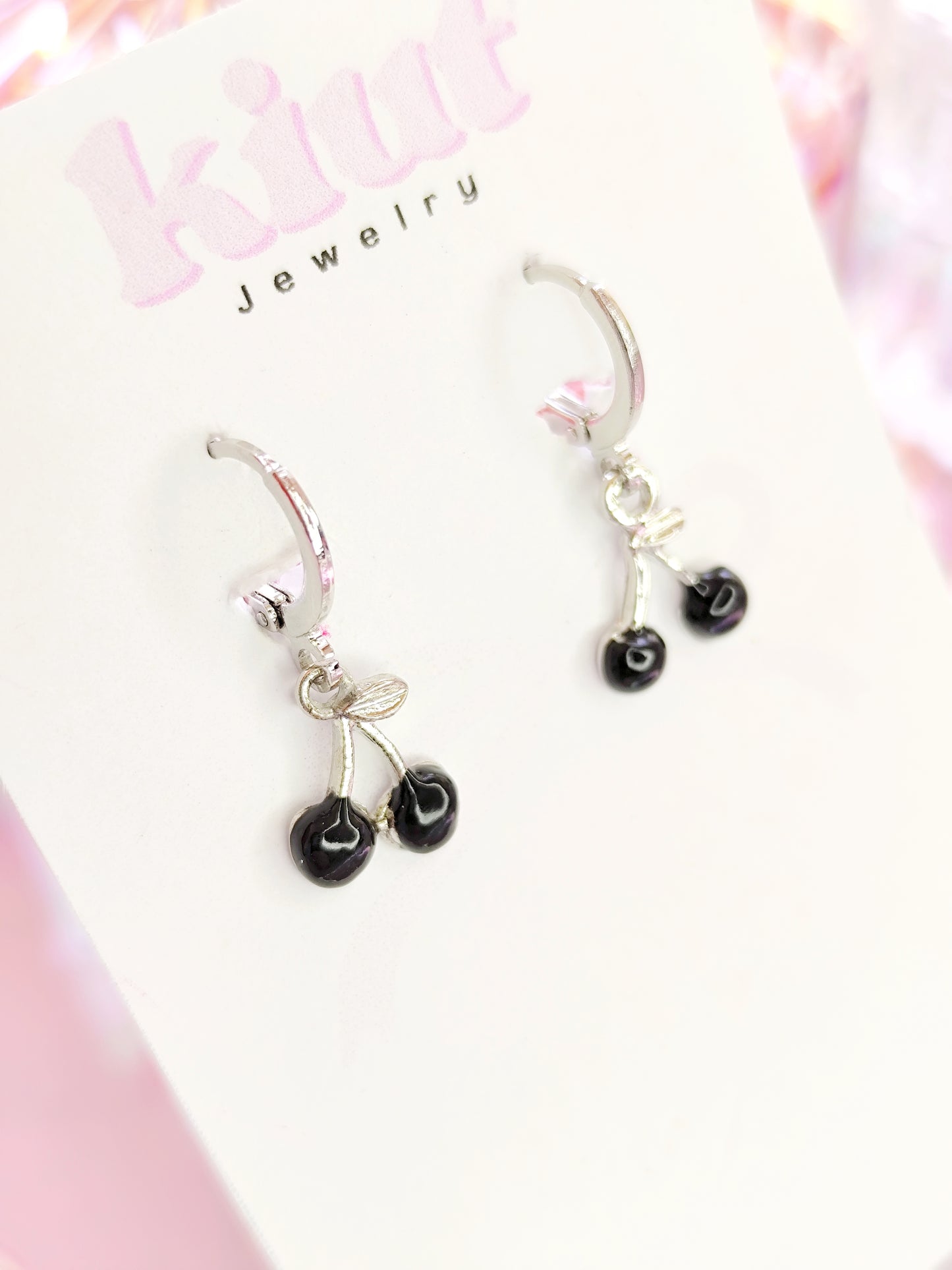 Aretes Huggies Black Cherry