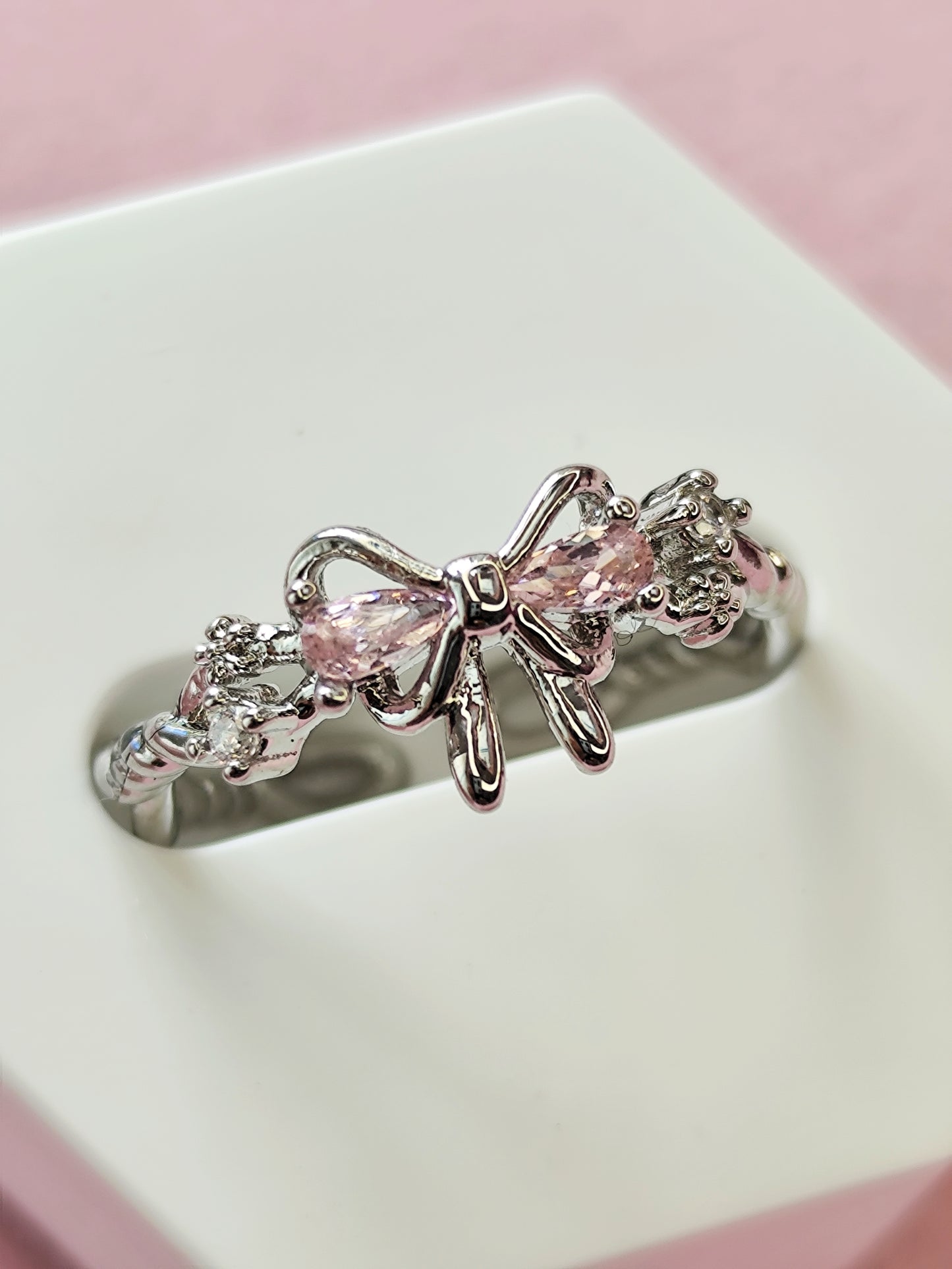 Anillo Coquette Moño