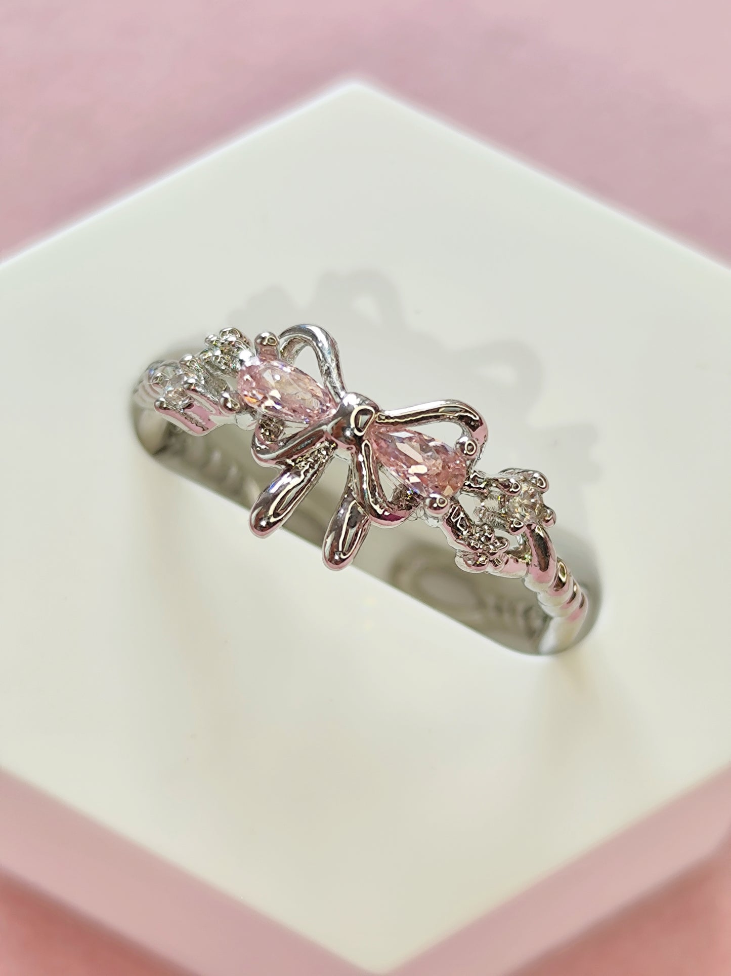 Anillo Coquette Moño
