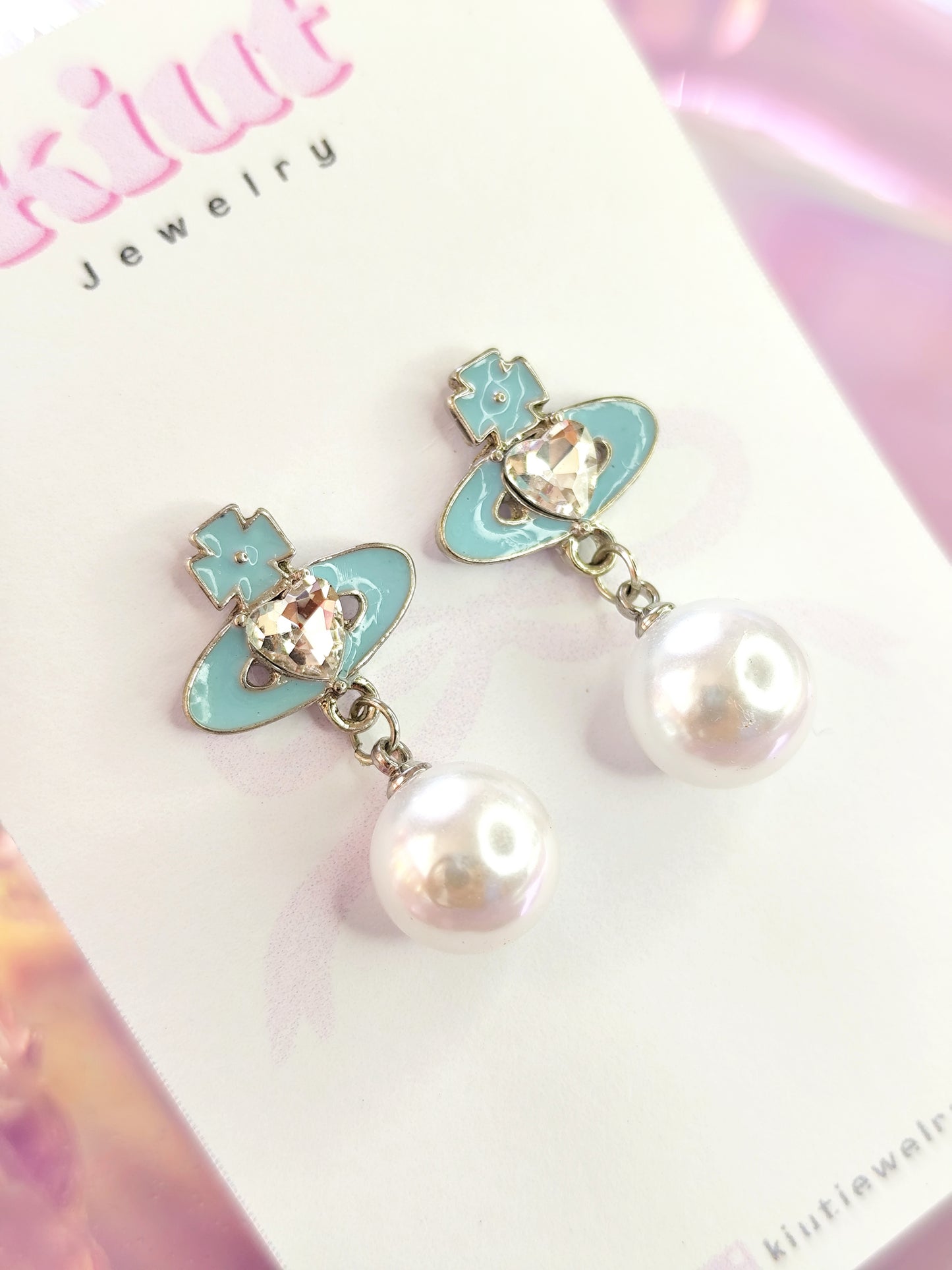 Aretes Saturno