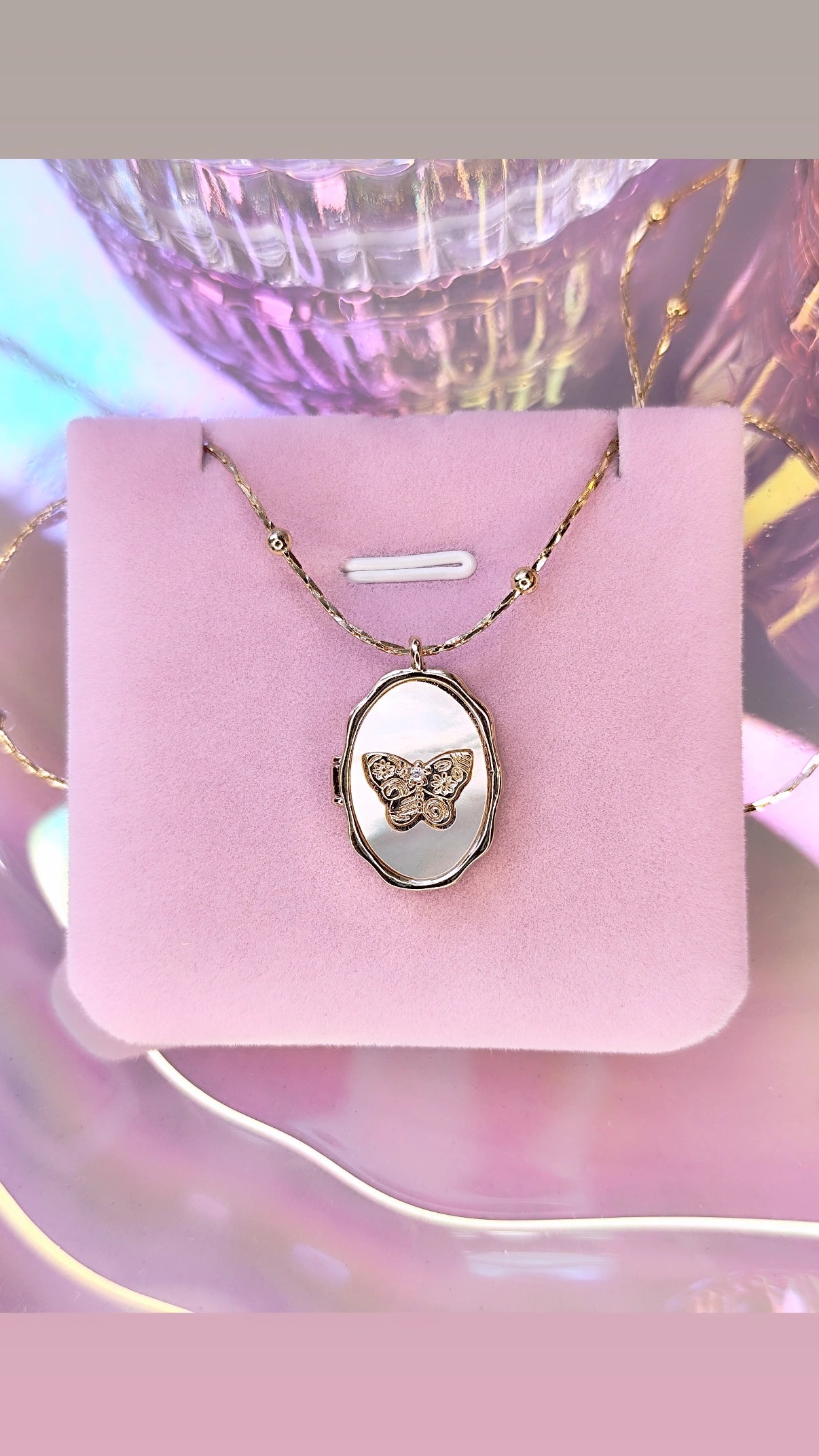 Collar Relicario Mariposa