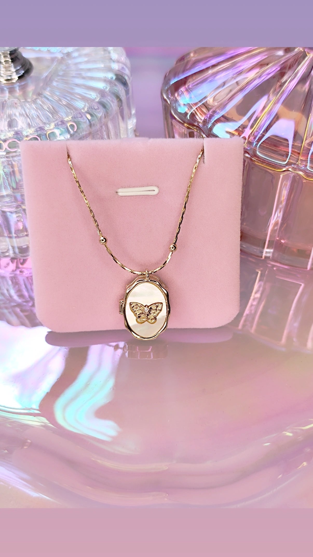 Collar Relicario Mariposa