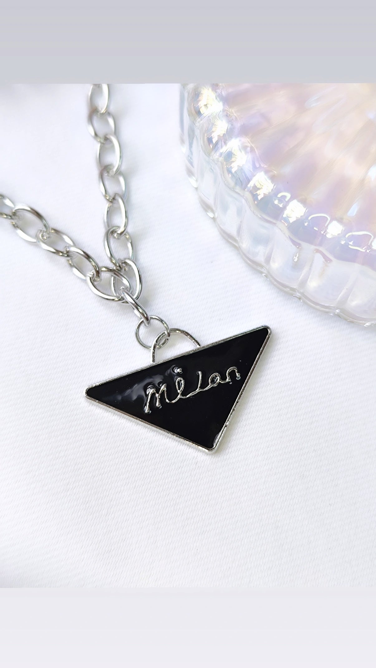 Collar Milan