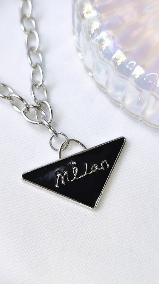 Collar Milan