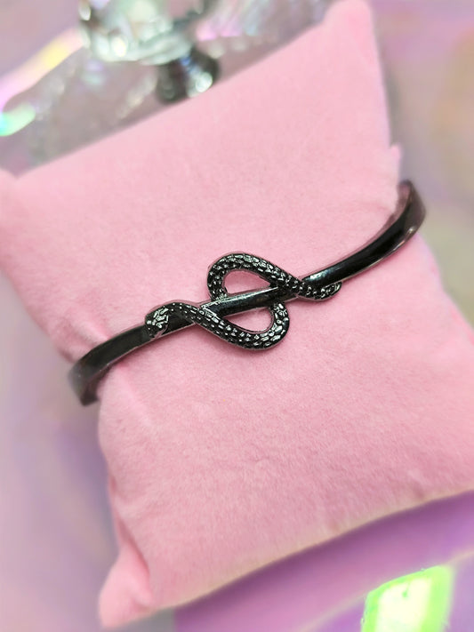 Brazalete Gótic