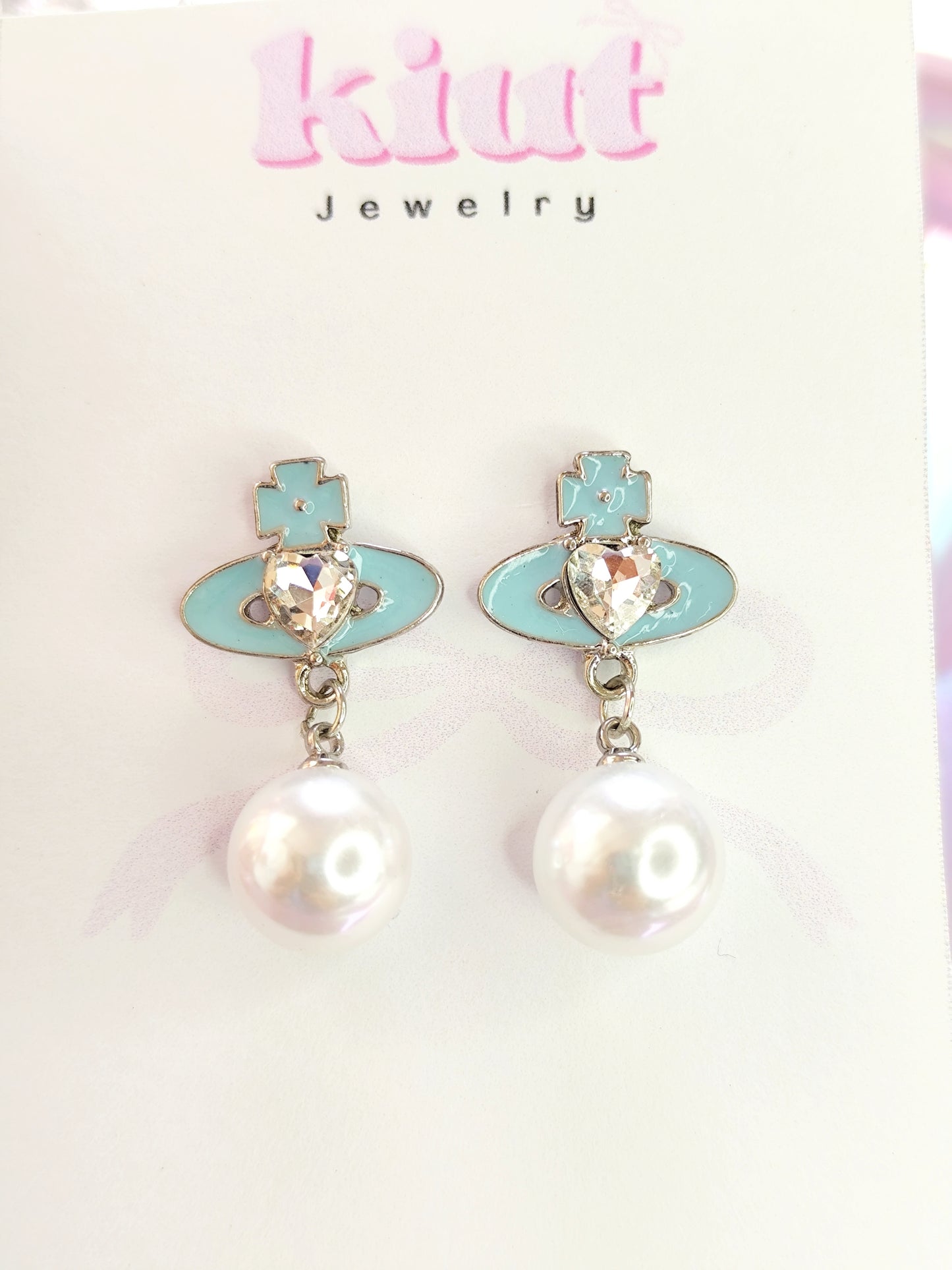 Aretes Saturno
