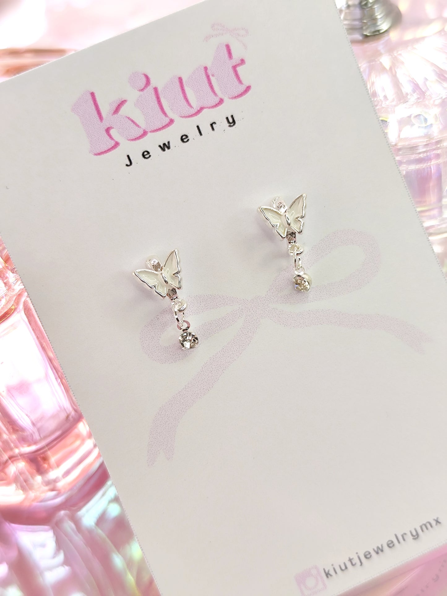 Aretes Mariposa White