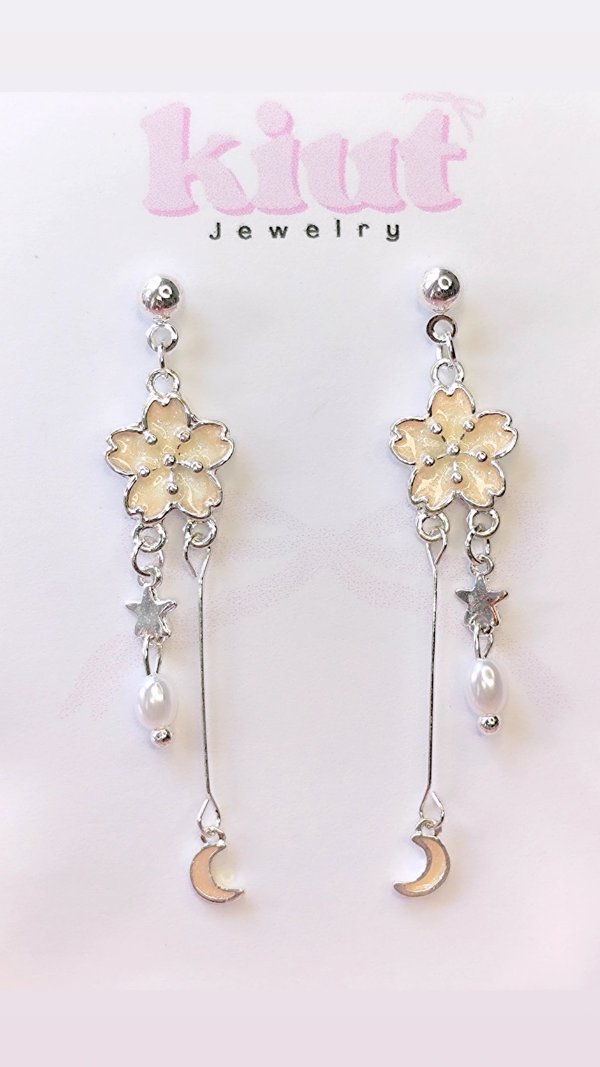 Aretes Sakura