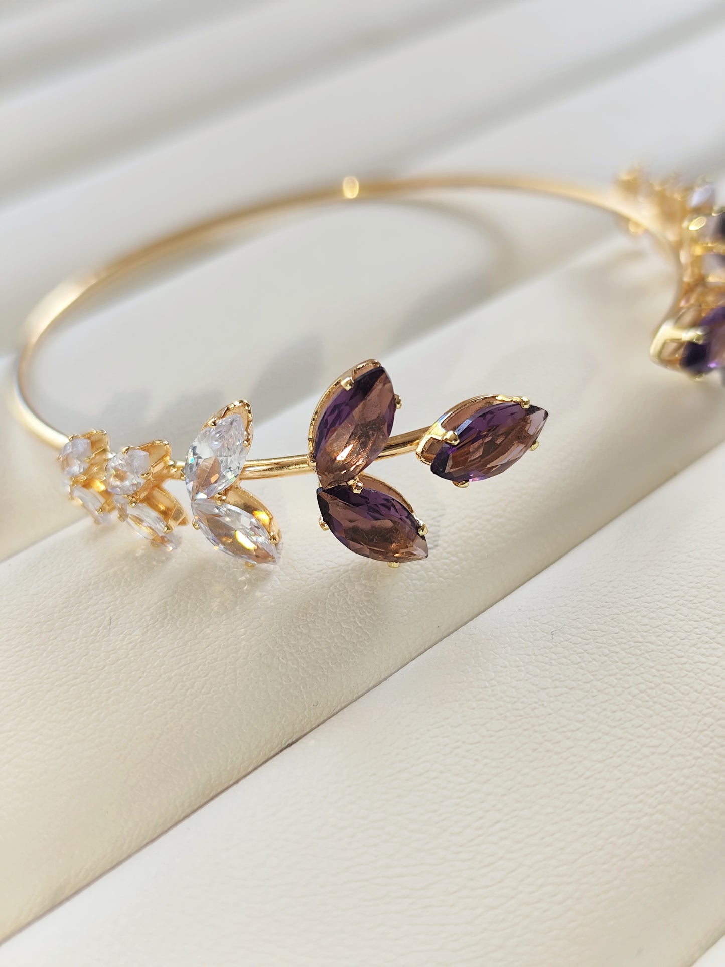 Brazalete Hojal