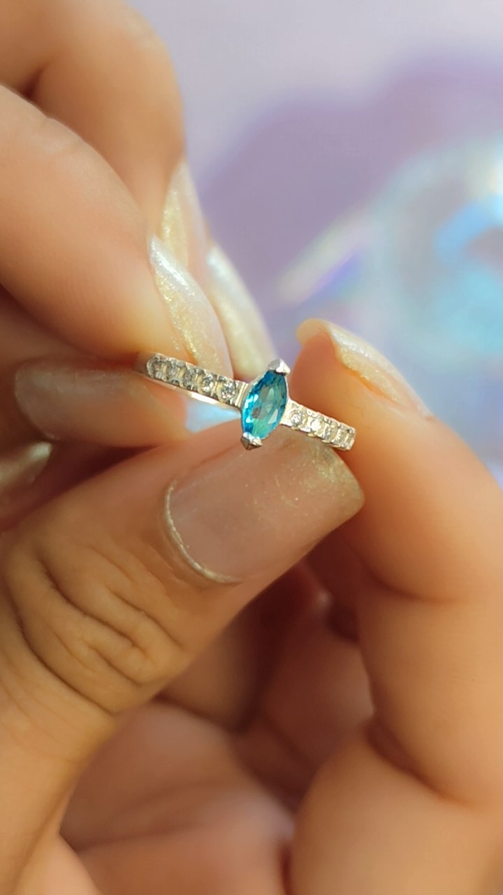 Anillo Zirconia Azul Plata Ley 925